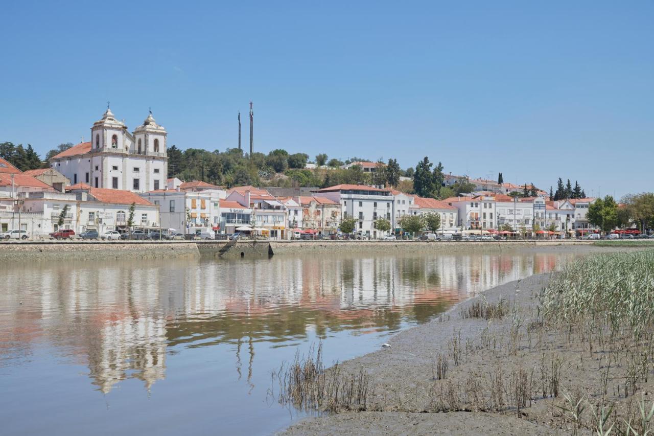 Lightful Refuge On The River Front, By Timecooler Alcacer do Sal Bagian luar foto